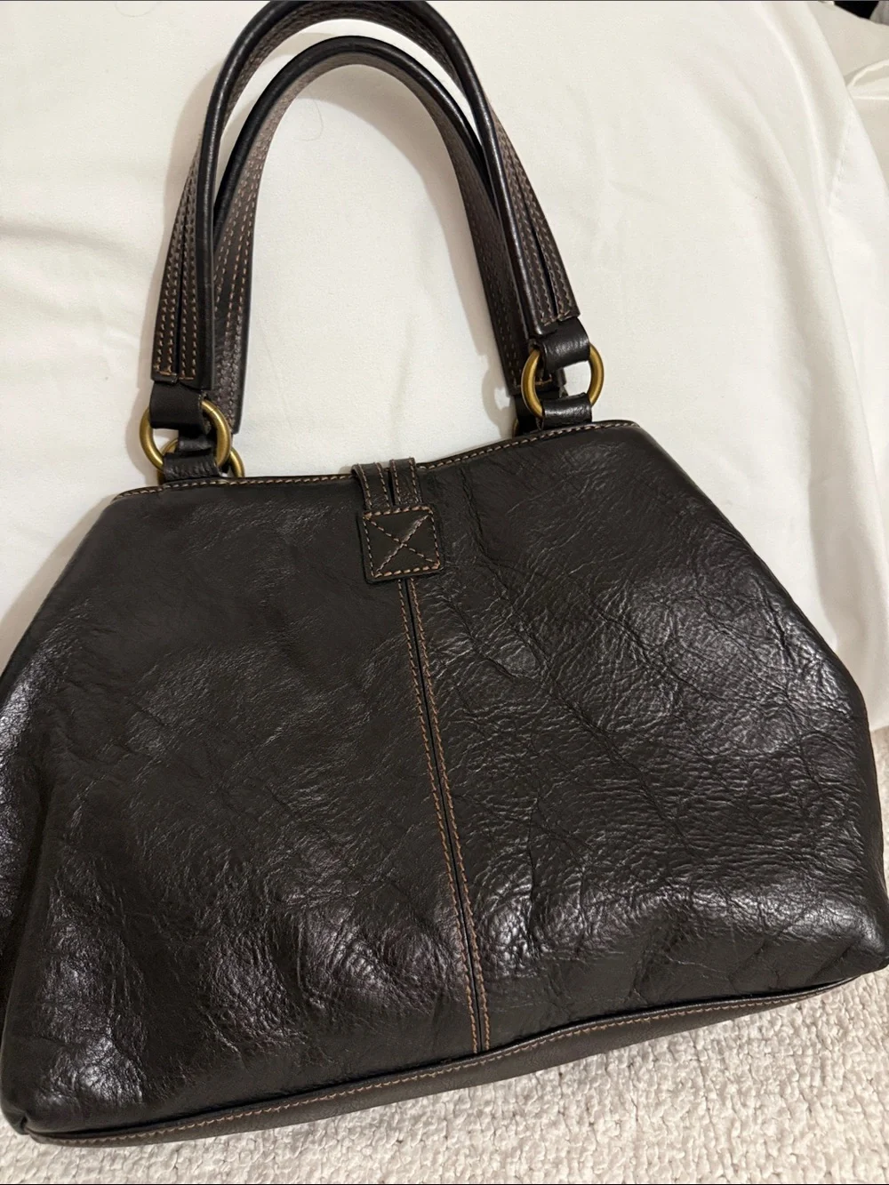 Lauren Ralph Lauren Black Leather Shoulder Bag with Gold Hardware - Picture 3 of 4